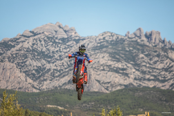 Abrera, epicentre del motor! Èxit del 1r Campionat Infantil Social de Catalunya i una prova de la Copa d’Espanya de SuperEnduro 2026!