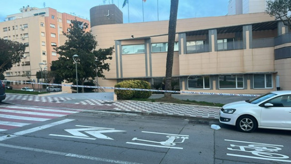 A Abrera fem seguiment de l'episodi de ventades i activem el CECOPAL. Pl. de la Constitució