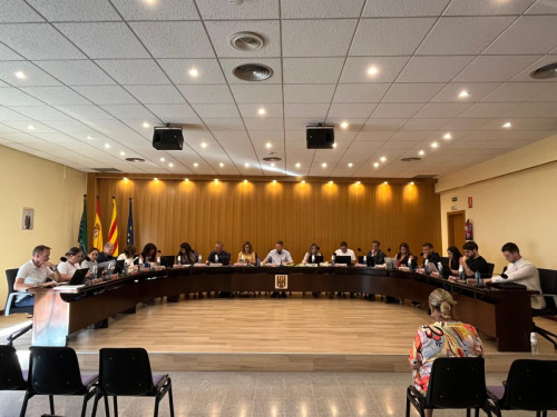 Torna a escoltar el Ple Municipal ordinari de l'Ajuntament d'Abrera d'aquest dijous 17 de juliol a la nostra programació "A la carta" a la web de Ràdio Abrera