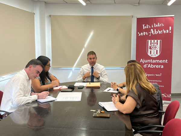 Reunió Ajuntament d'Abrera i Consell Comarcal sobre el transport escolar