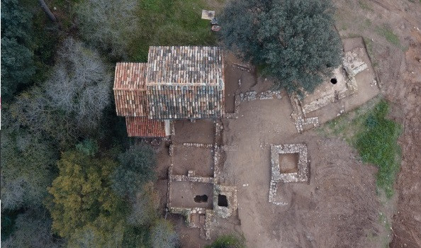 Vista aèria jaciment arqueològic de Sant Hilari d'Abrera.jpg