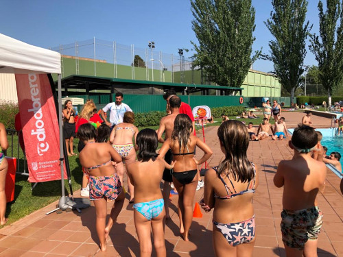 Ràdio Abrera a la Piscina Municipal d’Estiu! Dimecres 20 de juliol de 2022 ens hem divertit amb l'emissió en directe de 