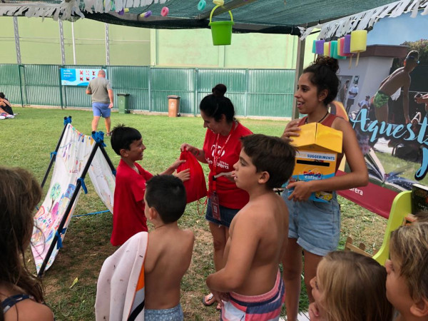 Ràdio a Abrera a la Piscina Municipal d’Estiu! Dimecres 27 de juliol de 2022 ens hem divertit amb l'emissió en directe de 