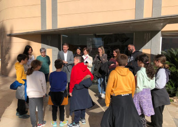 Promovem la cultura emprenedora a Abrera amb el programa CuEmE. Les cooperatives de 5è de l’Escola Francesc Platón i Sartí es posen en marxa!