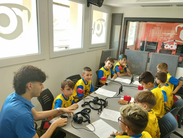 L'equip Benjamí del Club Esportiu Futsal Abrera s'ha proclamat campió de lliga