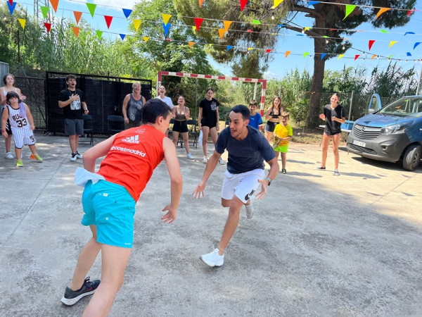 Les veïnes i veïns del barri de Sant Miquel d'Abrera, han viscut la Festa Major del barri amb un ampli programa d'activitats!