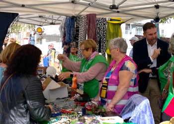 El viatge solidari i la parada de la Junta Local d'Abrera de l'AECC recapten més de 700 € contra el càncer de mama