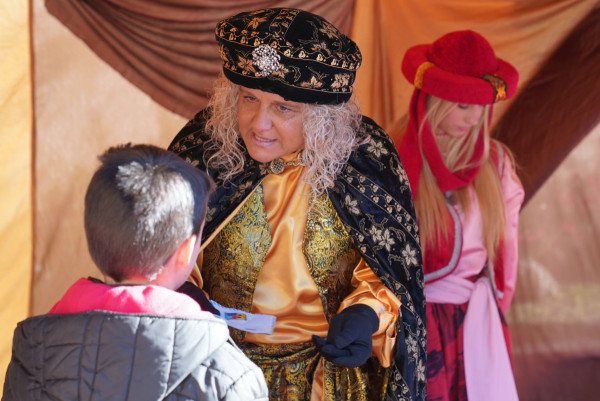 Arribada dels patges i patgesses Viu-Viu