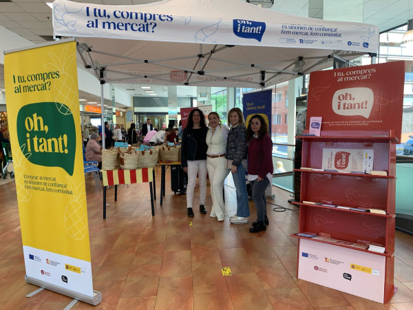 Tornem a gaudir de la diada de Sant Jordi a Abrera, amb autores i autors locals, concursos literaris, fira, lectures i moltes activitats per a tothom!