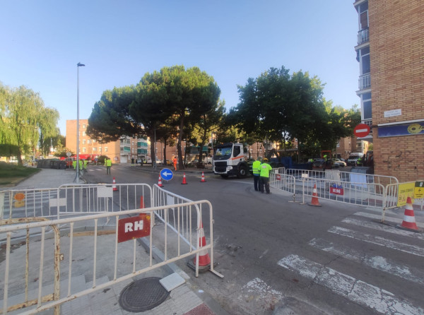A Abrera millorem el nostre espai públic! Iniciem la segona fase dels treballs de reparació i millora de la via pública en el carrer de Josep Tarradellas del nucli urbà