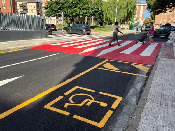 A Abrera millorem el nostre espai públic! Finalitzem els treballs de reparació i millora de la via pública en el carrer de Josep Tarradellas del nucli urbà