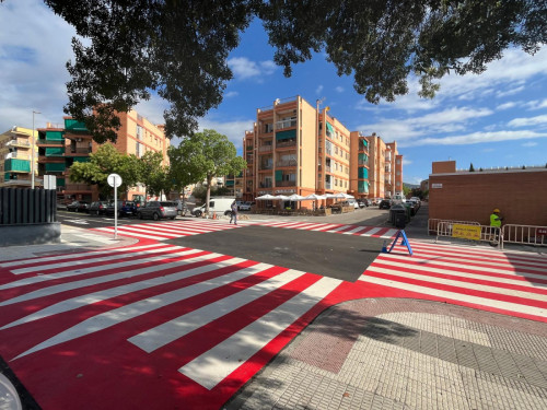 A Abrera millorem el nostre espai públic! Finalitzem els treballs de reparació i millora de la via pública en el carrer de Josep Tarradellas del nucli urbà