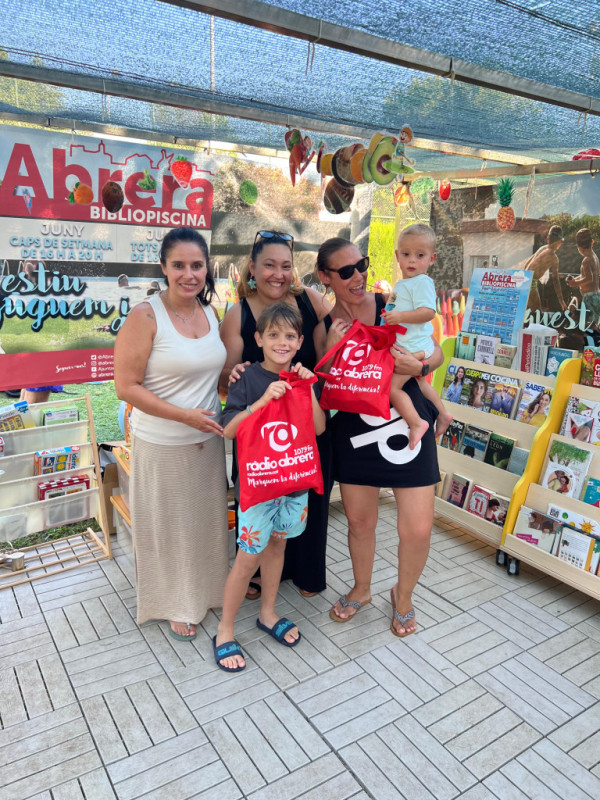 Ràdio Abrera a la Piscina: Dimecres 16 de juliol de 2025: Gaudim amb l'entitat Vive y Baila