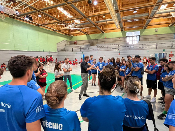 Visitem L'Escola Esportiva d’Estiu Municipal al Pavelló d'Esports Municipal