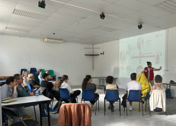 Assistim al taller “Primers auxilis i l’ús dels desfibril·ladors”, que va comptar amb molt bona acollida per part de les persones participants