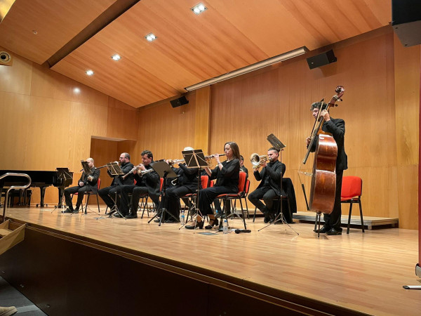 Concert d'Any Nou a càrrec de la Coral Contrapunt i Abrera Sardanista