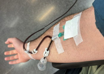 A Abrera toca donar i rebre vida! Una seixantena de veïns i veïnes d'Abrera han donat sang a la darrera campanya de donació