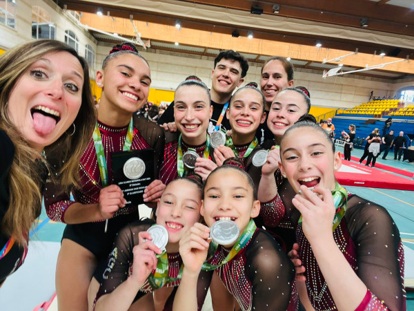 Felicitem el nostre Abrera Gimnàstic Club pel seu darrer èxit assolit com a subcampiones de la Lliga Nacional Iberdrola de Gimnàstica Artística. Moltes felicitats!
