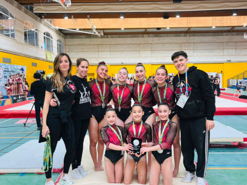 Felicitem el nostre Abrera Gimnàstic Club pel seu darrer èxit assolit com a subcampiones de la Lliga Nacional Iberdrola de Gimnàstica Artística. Moltes felicitats!