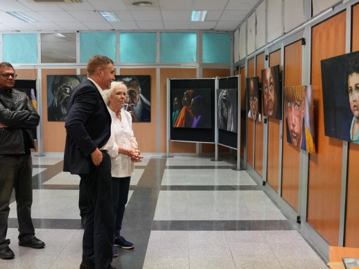 Visitem l'exposició 'Expresiones' de l'artista abreranca Aurora Escribano a la Casa de Cultura