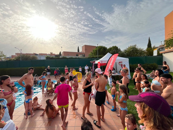 Dimecres 22 de juliol de 2026: Animació i exhibició a càrrec de l'Escola de dansa Energy Dance i les Juventudes Rocieras d'Abrera