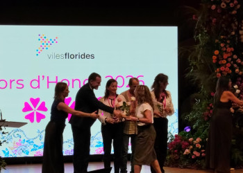 Una edició més, Abrera renova el seu reconeixement de 3 Flors d’Honor als Premis Viles Florides 2026
